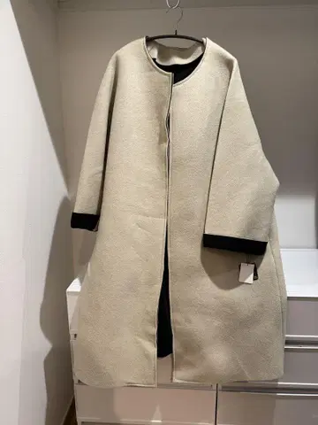 GYLE 노카라 코트 M 사이즈