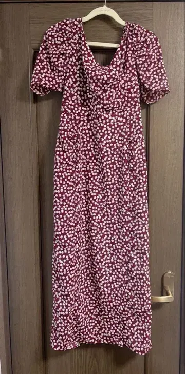 헤르리프토 체리 패턴 원피스