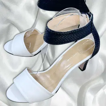 madras 마드라스 앵클 스트랩 샌들 뮬 23.0cm