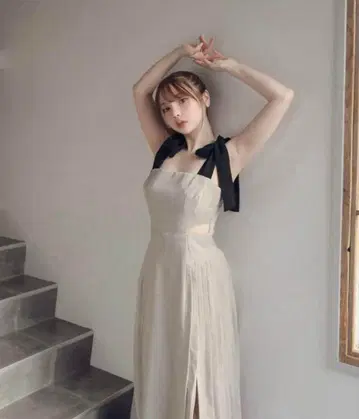 앤메리 앤 리본 플리츠 드레스