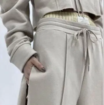 neith. 네이스 LAYERED SWEAT PANTS 스웨트 팬츠