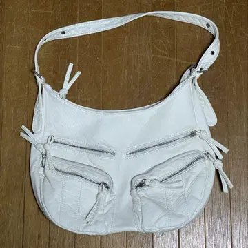 가죽 숄더백