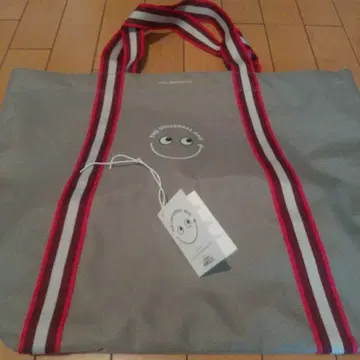 안야 힌드마치 *THE UNIVERSAL BAG