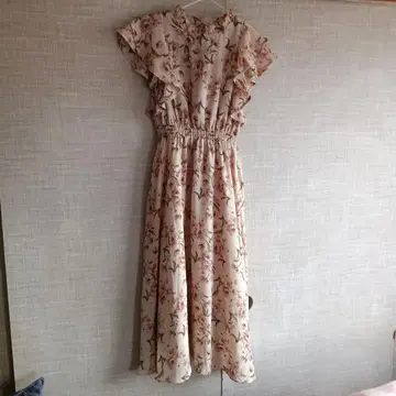 꽃무늬 프릴 원피스 핑크 계열