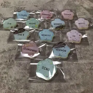 SEVENTEEN 세부치 카페 아크릴 배지 세트