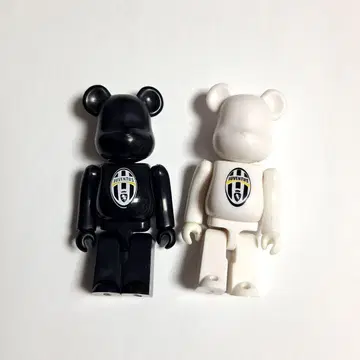 베어브릭 BE@RBRICK 유벤투스 축구 화이트 블랙