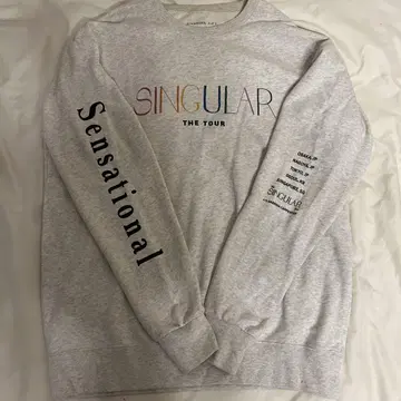 사브리나 카펜터 트레이닝복
