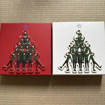K-POP CD 세트 크리스마스 트리 모양
