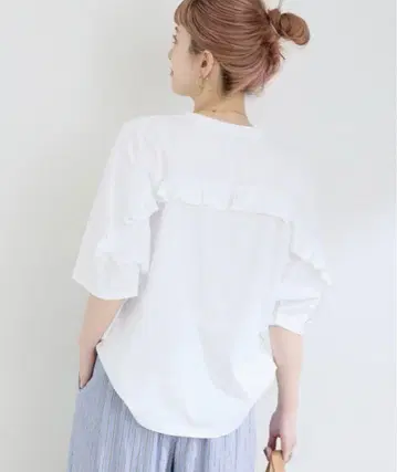 미사용 새상품 워셔블 백 프릴 티셔츠