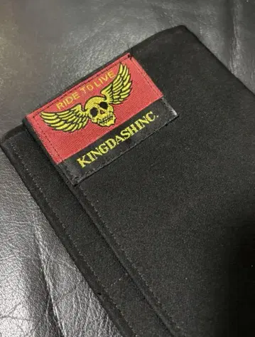KING DASH 킹 대시 두겹 장지갑 용 자수 레어 구하기 어려움