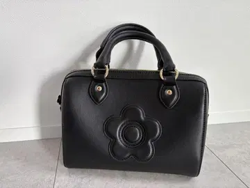 데이지 클래시컬 미니 보스턴 MARY QUANT
