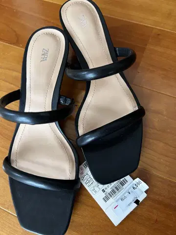 자라 블랙 샌들 5cm 힐