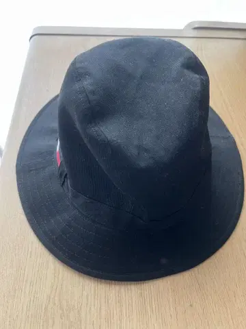 블랙 버킷 햇 스트라이프