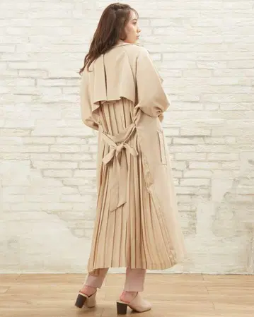 새상품 택 포함 INGNI 잉그 백 플리츠 트렌치코트 M
