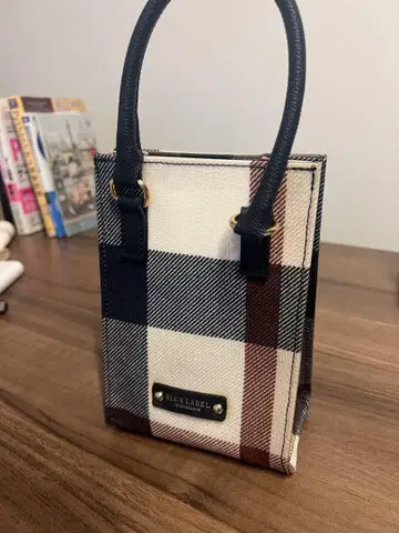 BLUE LABEL 체크 무늬 토트백