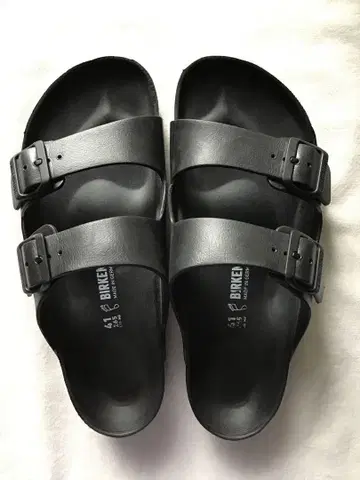 BIRKENSTOCK 블랙 2개의 벨트 샌들