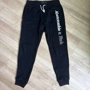 Abercrombie & Fitch 블랙 스웨트 팬츠 S