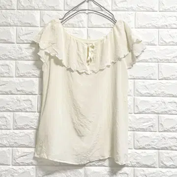 스트로베리 필드 프릴 반팔 셔츠 블라우스 실크 부드럽고 고급스러운