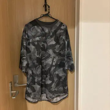WHITE MOUNTAINEERING 스미에 페인팅 메쉬 셔츠