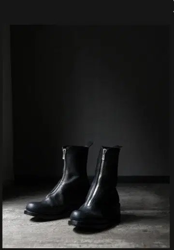 MB ULTIMATE FABRIC 프론트 ZIP 부츠 (GUIDI 가죽)