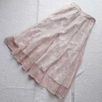 새상품급 COHINA 자수 플라워 샤샤 스커트
