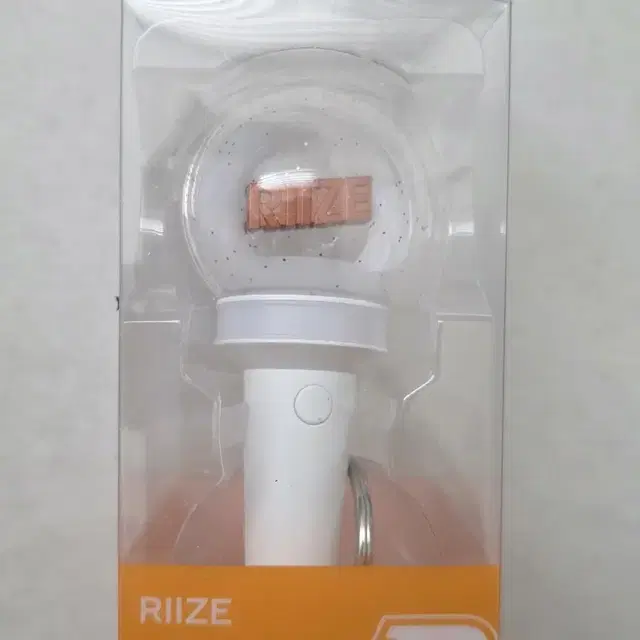 라이즈 미니 응원봉 키링(배터리 포함) 판매합니다.