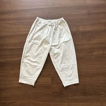 오로네 아이보리 코튼 혼방 캐주얼 팬츠