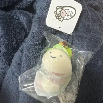 화이트 타이거와 블랙 타이거 생 봄롤 마스코트