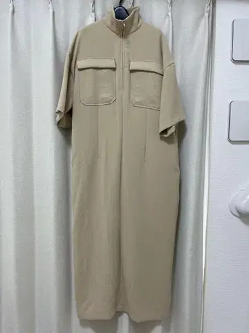 베이지 하프 지퍼 롱 원피스