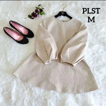컨디션 최상 PLST 퍼프 슬리브 블라우스 7부 소매 베이지 올 패턴 M