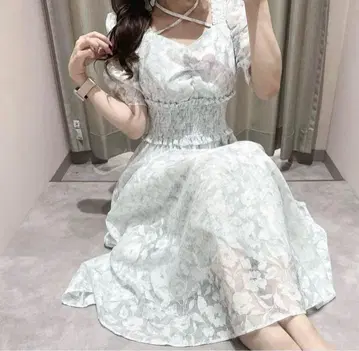 AnMILLE 안미르 플라워 크로스 플레어 OP 원피스 블루