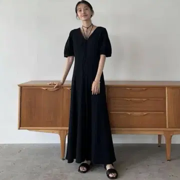 당일 발송 CLANE 클라네 레이디 쉐이프 라인 원피스