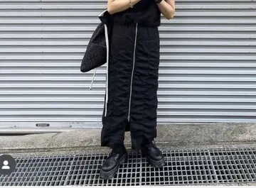 블랙 퀼팅 타이트 스커트