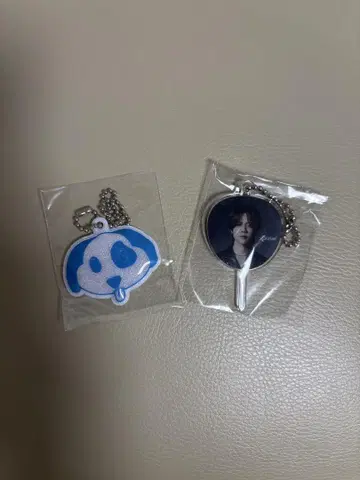INI 후지마키 쿄스케 캡슐 토이 키링 미니 부채