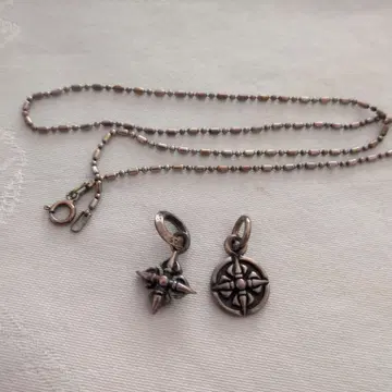 샴발라 펜던트 탑 2개(더블 도지 및 도지 코인)와 체인