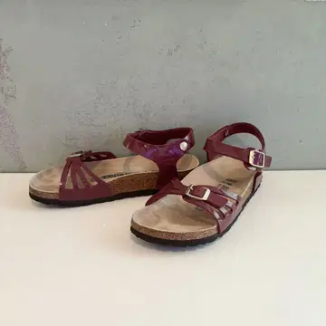 새상품급 버켄스탁 발리 25.0cm 크림슨
