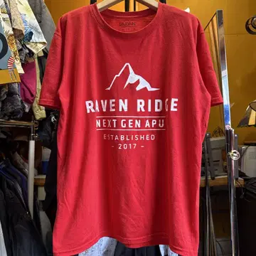 미국 빈티지 의류 RAVEN RIDGE 레드 티셔츠 2017년 제작