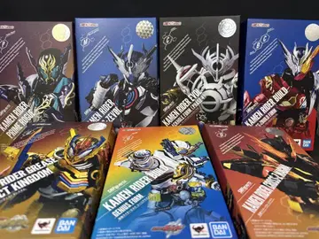S.H.Figuarts 가면라이더 빌드 세트