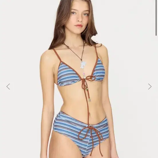 [GLOWNY] FRILL BIKINI TOP ★大人気★ GLOWNY | 글로니 Glowny Frill Bikini Set Sky Bloom on Bunjang