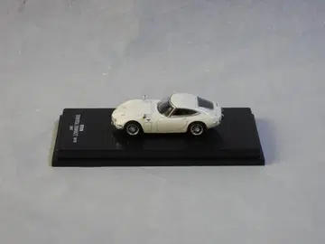 토요타 2000GT 1/64