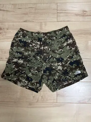 노스페이스 카모플라쥬 숏팬츠 L