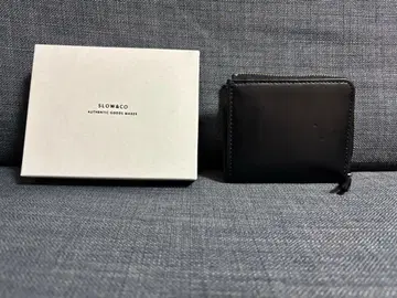SLOW&CO 블랙 가죽 접이식 지갑