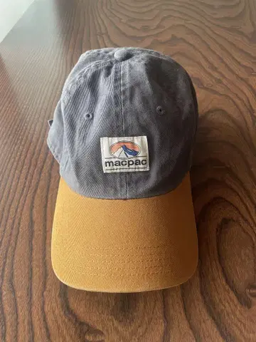 macpac 그레이 브라운 캡