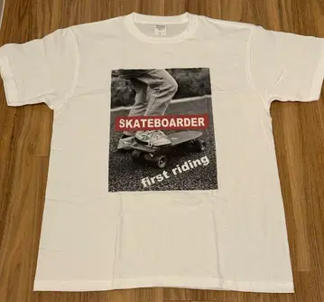 SKATEBOARDER First riding 티셔츠 흑백 L