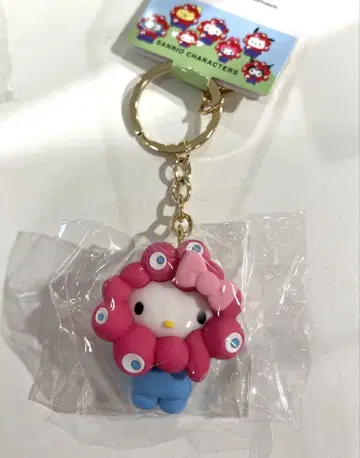 미야쿠미야쿠 헬로키티 키링