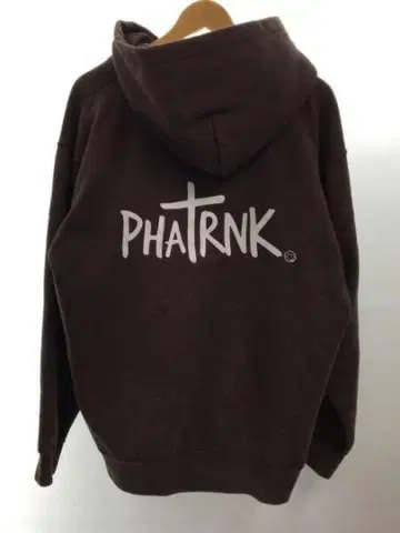 PHATRNK 후드 부착 후드티