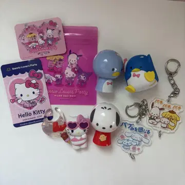 산리오 굿즈 모음