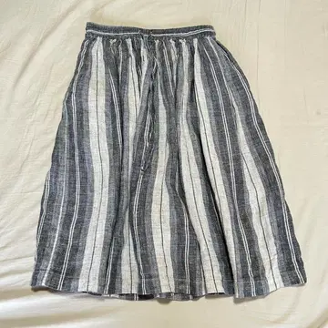 nest robe 네스트로브 그레이 스트라이프 개더 린넨 스커트