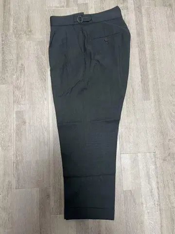 BERWICH 베르위치 사이드 조절 슬랙스