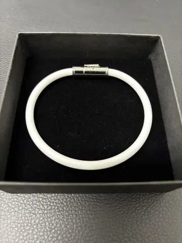 SEV Looper Bracelet 세브루퍼 팔찌 화이트 19